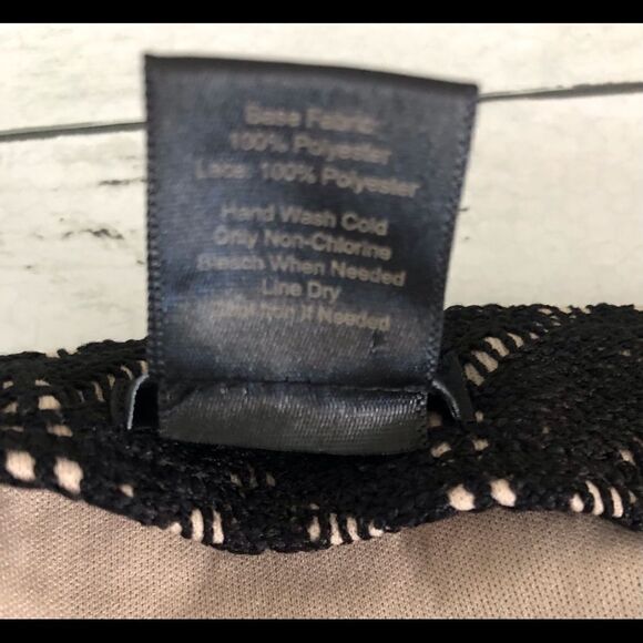 Ann Taylor Petite Lace Black Nude Skirt 0P - Picture 6 of 6